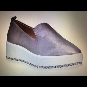 Slip on platform shoe with silver rope detail